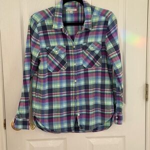 American Eagle Outfitters Multicolor Plaid Button-Down Shirt